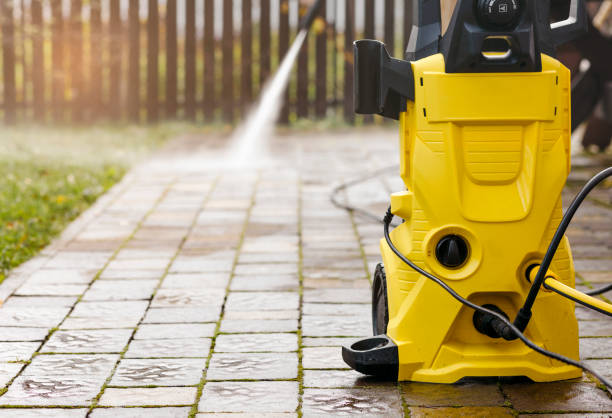 Best Playground Equipment Cleaning  in Lander, WY